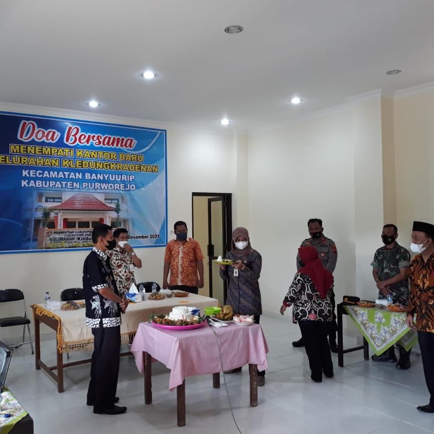 Doa Bersama dalam rangka Masuk Gedung Baru Kantor Kelurahan Kledung Kradenan